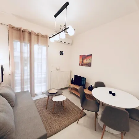 Appartement Antigonidon Square