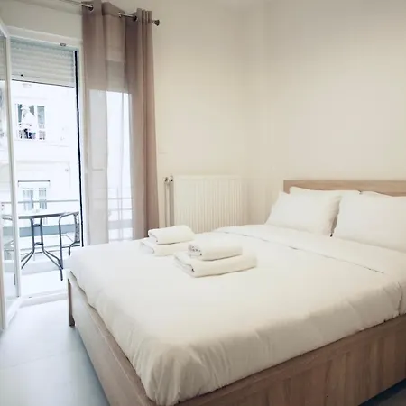 Apartment Antigonidon Square